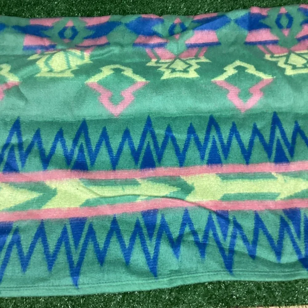 Vintage Aztec Pattern Blanket 75